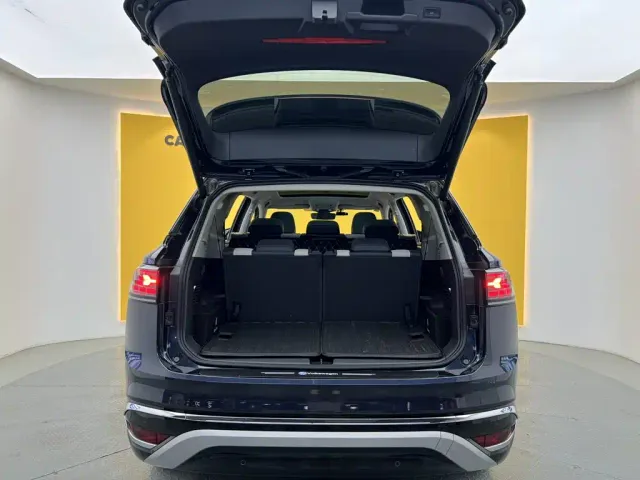 Volkswagen ID.6 Crozz — Фото автомобиля 12