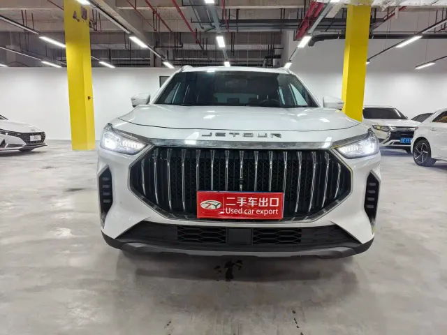 Jetour X70 Plus — Фото автомобиля 2