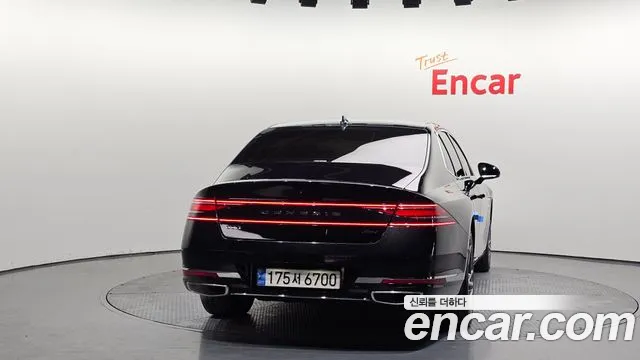 Genesis G90 Бензин 3.5 турбо AWD — Фото автомобиля 4