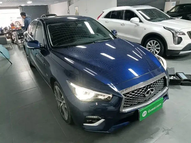 Infiniti Q50L — Фото автомобиля 3