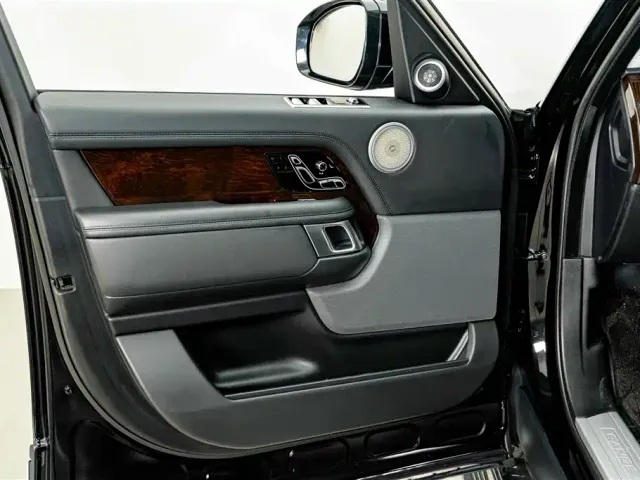 Land Rover Range Rover — Фото автомобиля 18