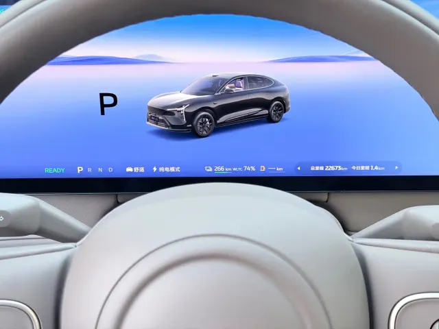 IM Motors LS6 — Фото автомобиля 4