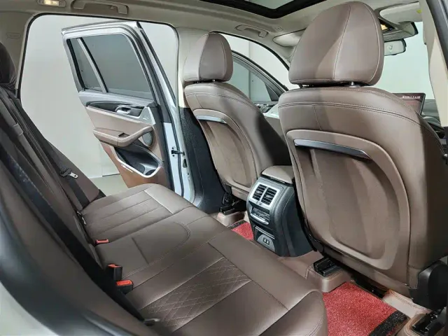 BMW X3 — Фото автомобиля 8