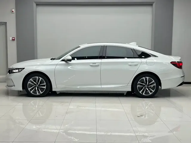 Honda Inspire — Фото автомобиля 18