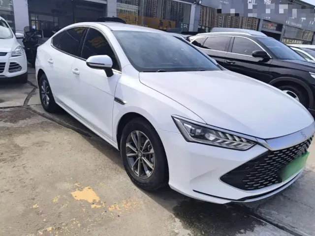 BYD Qin PLUS — Фото автомобиля 3