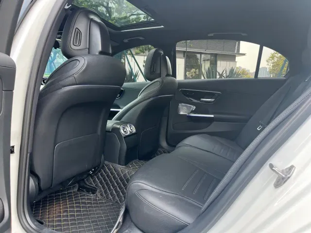 Mercedes-Benz C-Class — Фото автомобиля 10