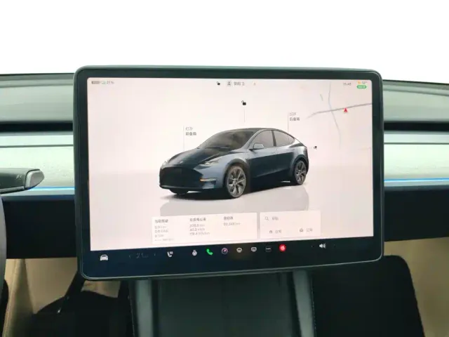 Tesla Model Y — Фото автомобиля 14
