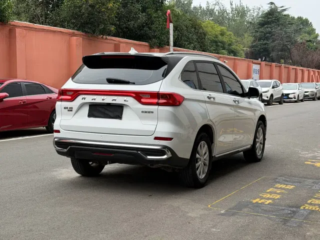 Haval M6 — Фото автомобиля 4
