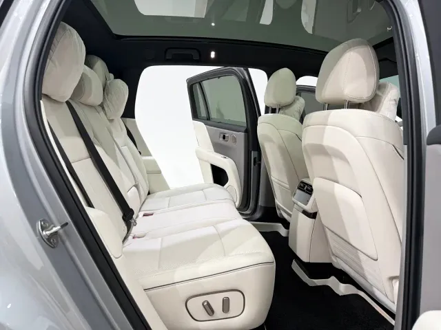 Li Auto i6 — Фото автомобиля 10