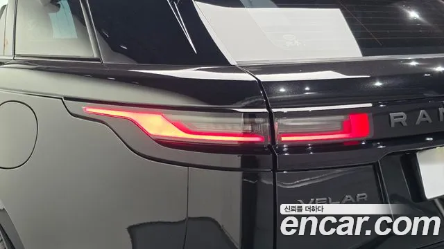 Land Rover Range Rover Velar — Фото автомобиля 19