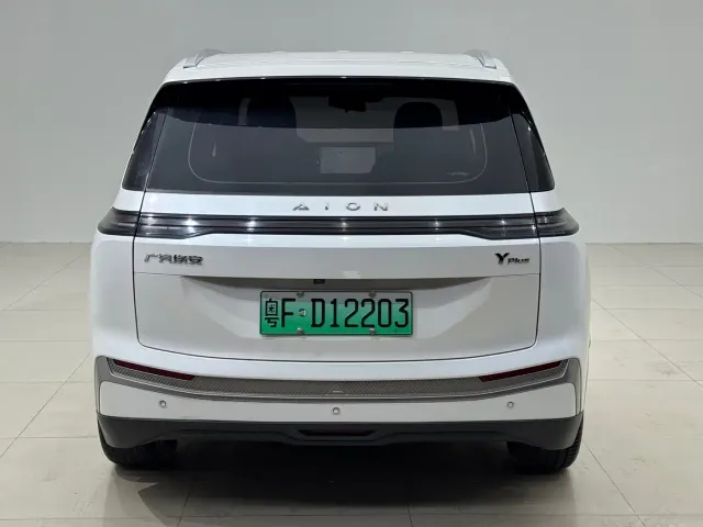 GAC Aion Y — Фото автомобиля 4