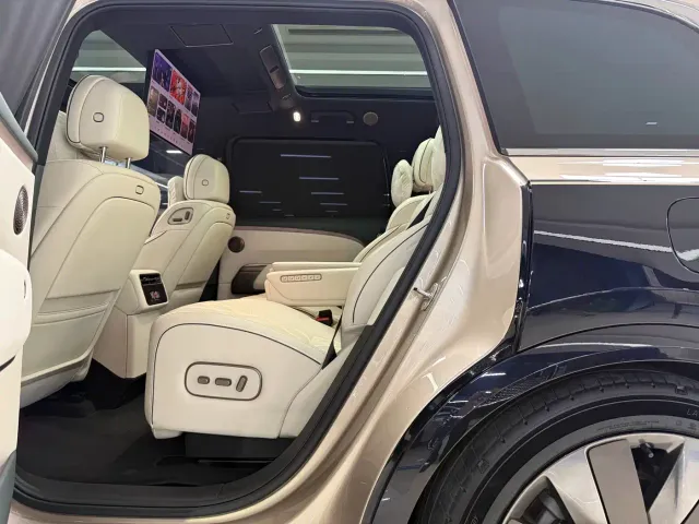 Li Auto L9 — Фото автомобиля 5