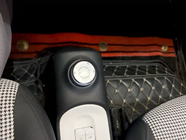 Wuling Hongguang Mini EV — Фото автомобиля 13