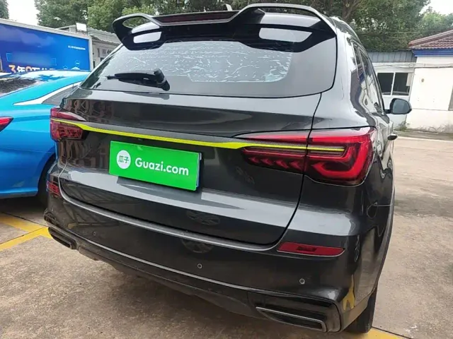 Roewe RX5 — Фото автомобиля 5