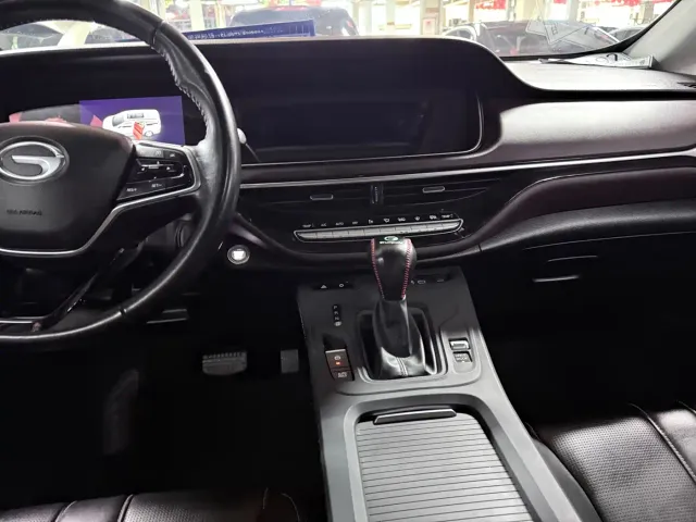 GAC Trumpchi M6 — Фото автомобиля 14
