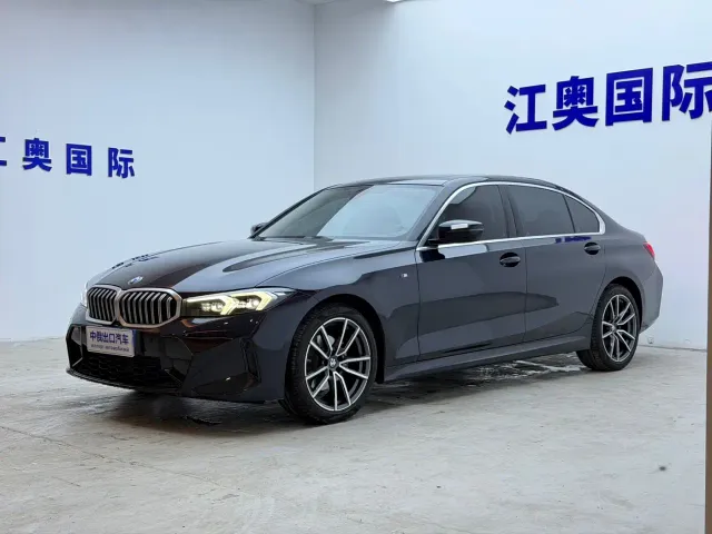 Фотография автомобиля — BMW 3 Series