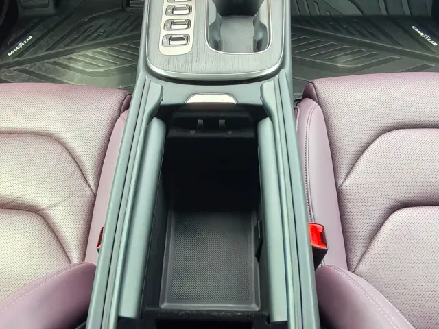 Xiaomi SU7 — Фото автомобиля 20