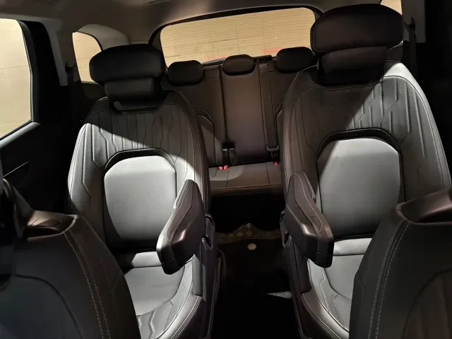 Ford Edge — Фото автомобиля 22