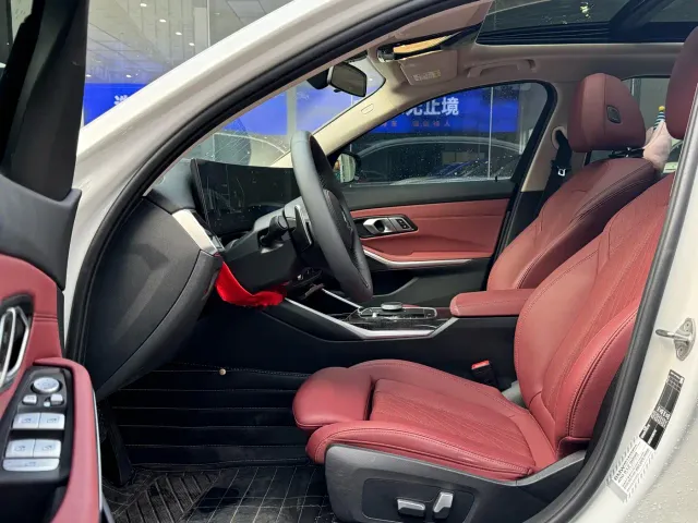 BMW 3 Series — Фото автомобиля 5