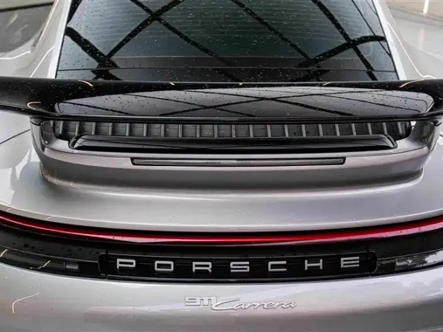 Porsche 911 — Фото автомобиля 10