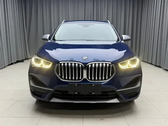 BMW X1 — Фото автомобиля 2