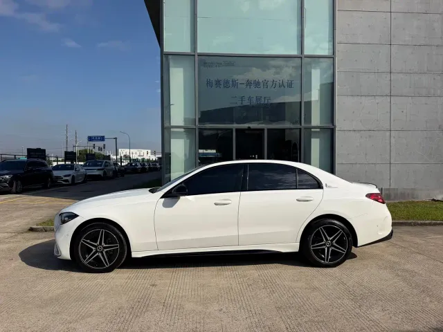 Mercedes-Benz C-Class — Фото автомобиля 7
