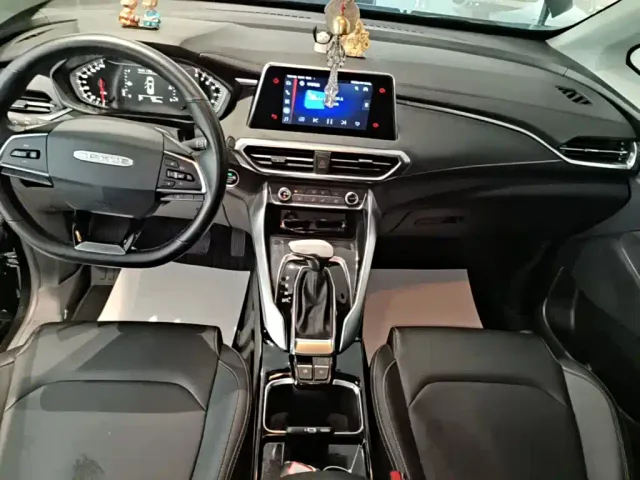 Maxus G50 — Фото автомобиля 12