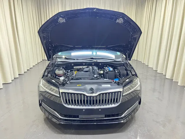 Skoda Superb — Фото автомобиля 7