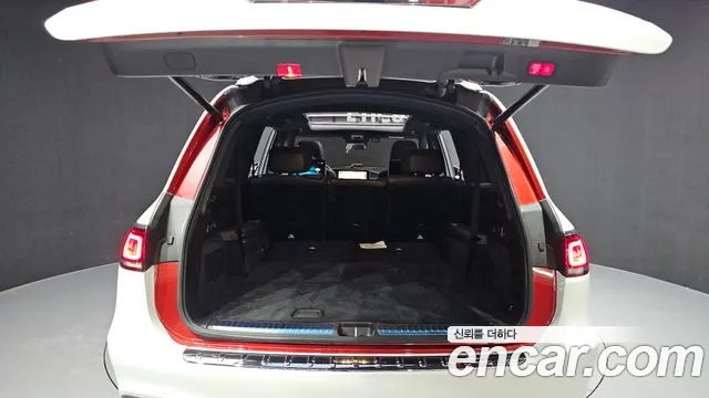 Mercedes-Benz GLS-Class — Фото автомобиля 20