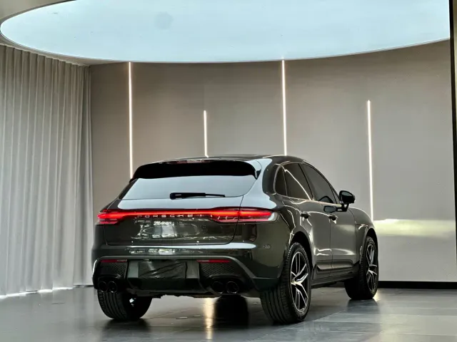 Porsche Macan — Фото автомобиля 10