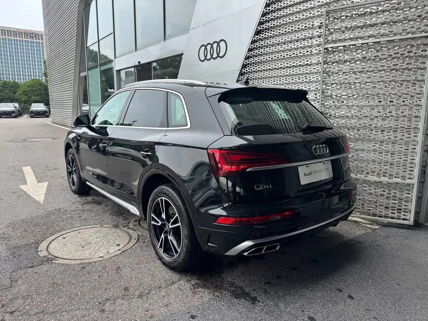 Audi Audi Q5L 2024 Model 40 TFSI Fashion Dynamic — Фото автомобиля 4