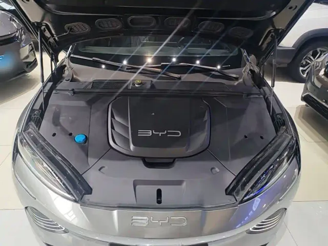 BYD Seal — Фото автомобиля 19