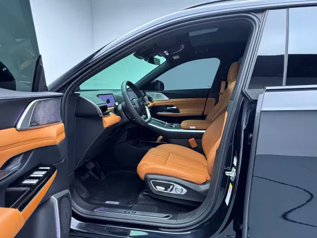 Xpeng G9 — Фото автомобиля 5