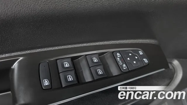 Renault Korea QM6 New — Фото автомобиля 26