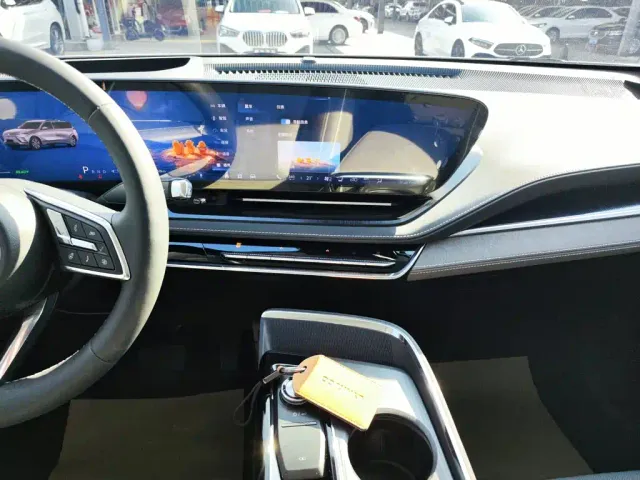 Buick E5 — Фото автомобиля 12