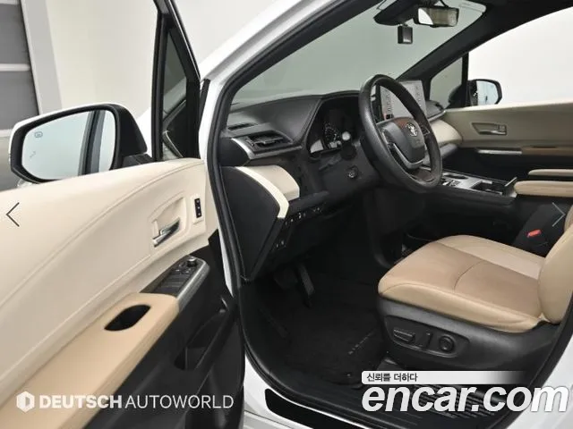 Toyota Sienna 4th Gen — Фото автомобиля 11