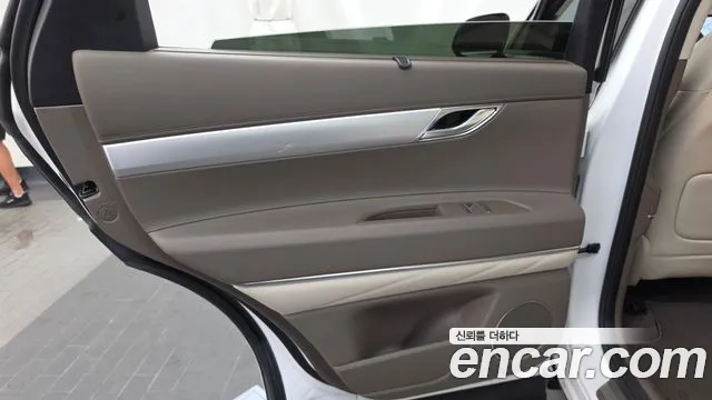 Genesis GV80 — Фото автомобиля 14