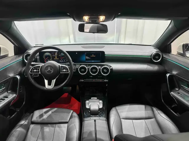 Mercedes-Benz A-Class — Фото автомобиля 13