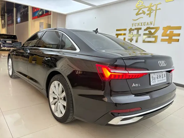 Audi A6L — Фото автомобиля 5