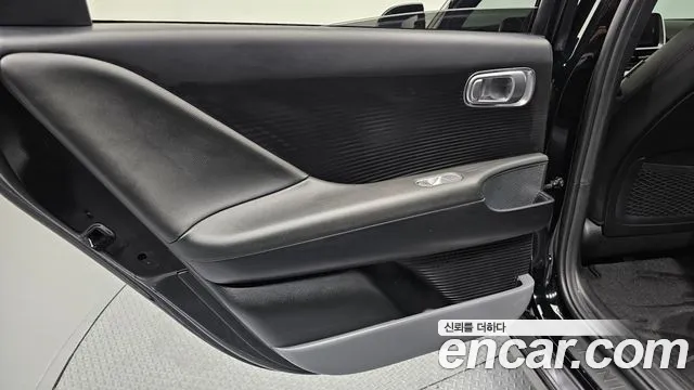 Hyundai Ioniq 6 — Фото автомобиля 14