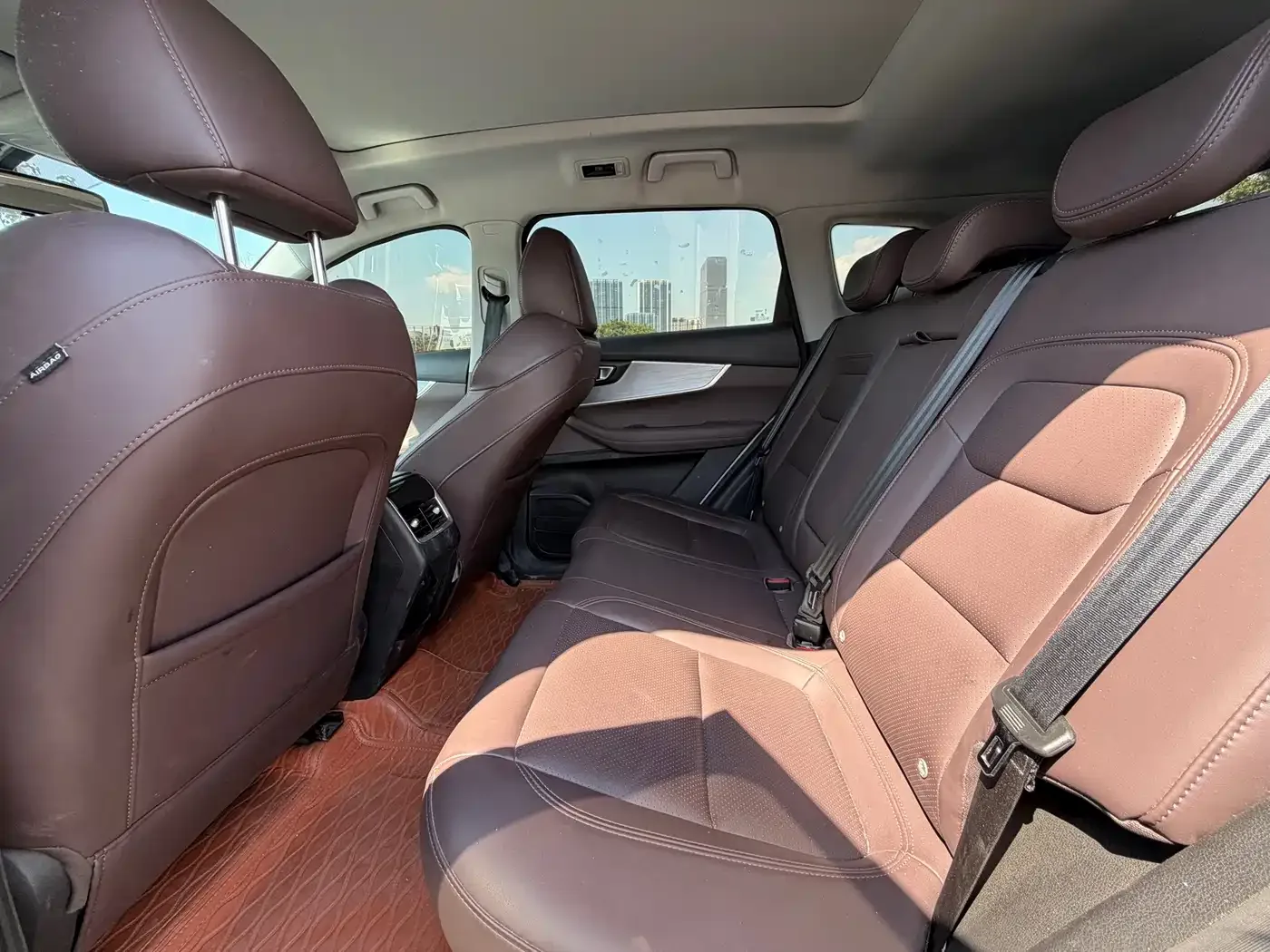 Chery Tiggo 7 2024 1.5T CVT Premium Edition — Фото автомобиля 9