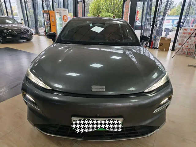 Geely Galaxy Xingyao 8 — Фото автомобиля 8