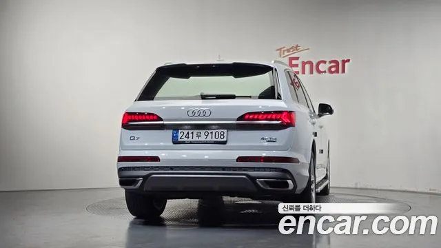 Audi Q7 4M — Фото автомобиля 4