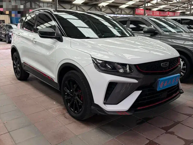 Geely Binyue — Фото автомобиля 3
