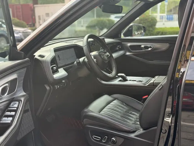 GAC Trumpchi GS8 — Фото автомобиля 3