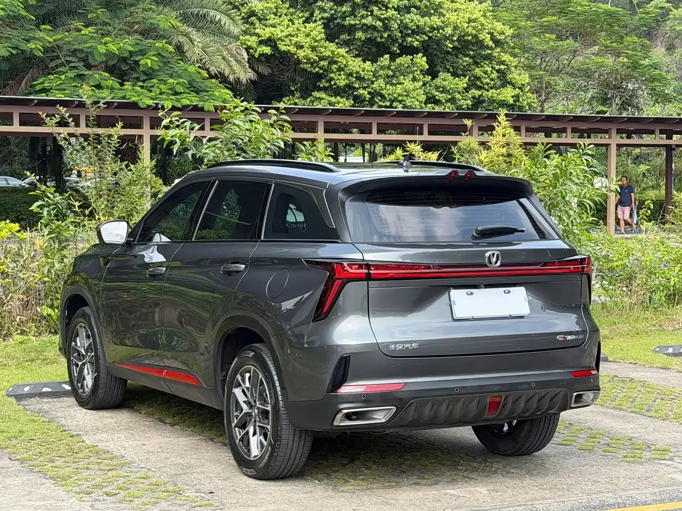 Changan Changan CS75 PLUS 2022 2nd Gen 1.5T Automatic Pilot — Фото автомобиля 12