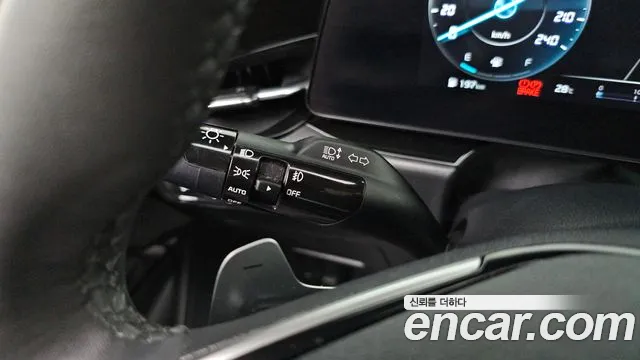 Kia Niro The All New Niro Signature — Фото автомобиля 28