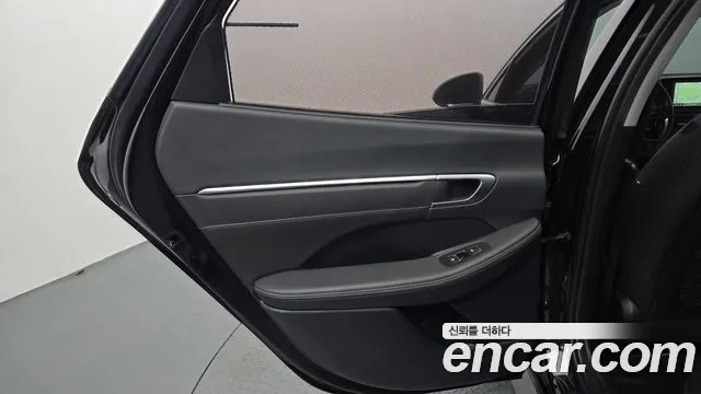 Hyundai Sonata — Фото автомобиля 25