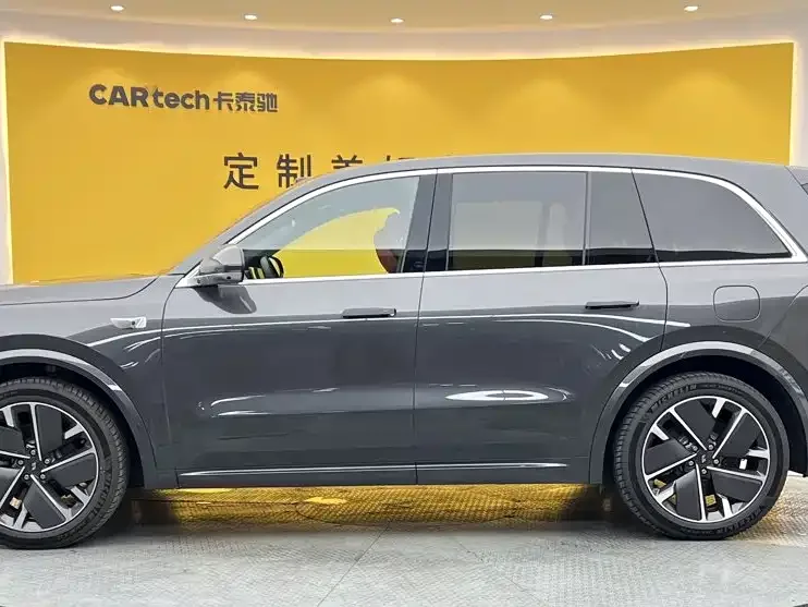 Li Auto Li L8 2025 Ultra Smart Renewal Edition — Фото автомобиля 8