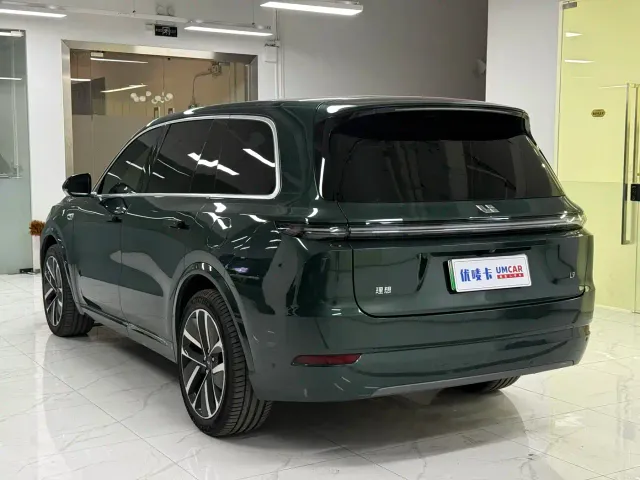 Li Auto L9 — Фото автомобиля 4